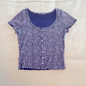 Brandy Melville blue & white floral Zelly top